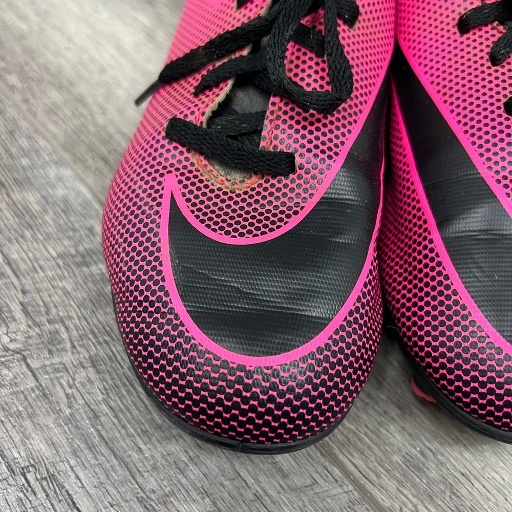 Nike Juniors Pink‎ Soccer Cleats